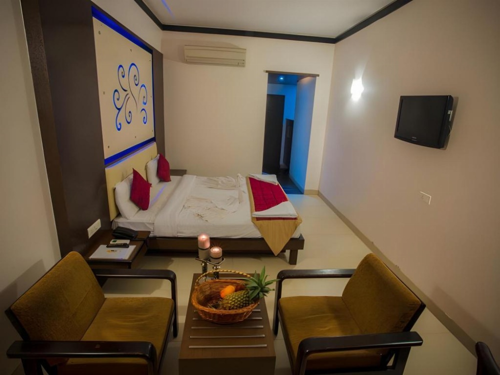 Room image 4
